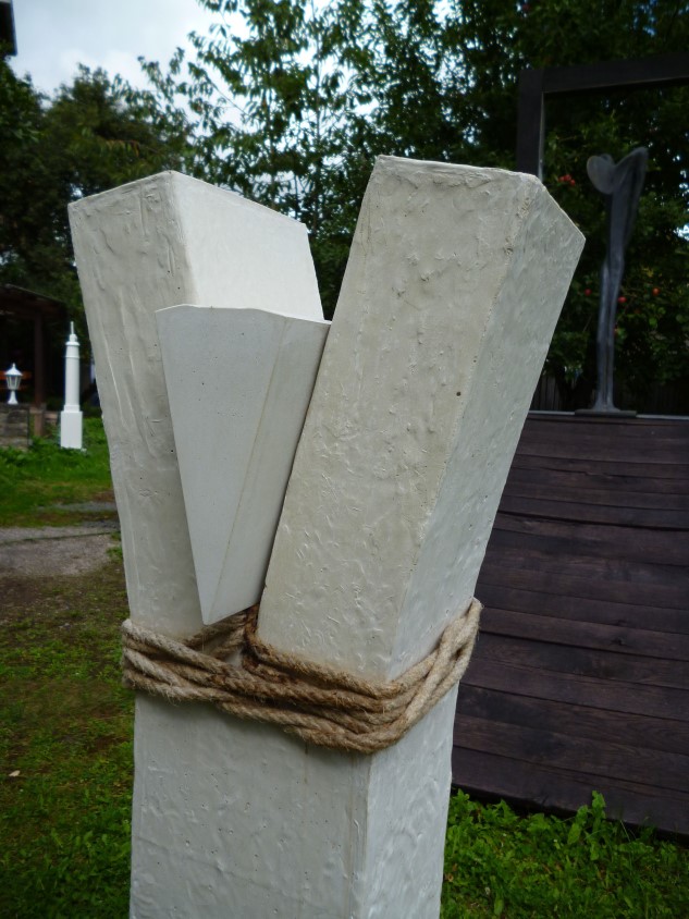 Detail der Stele, Spitze