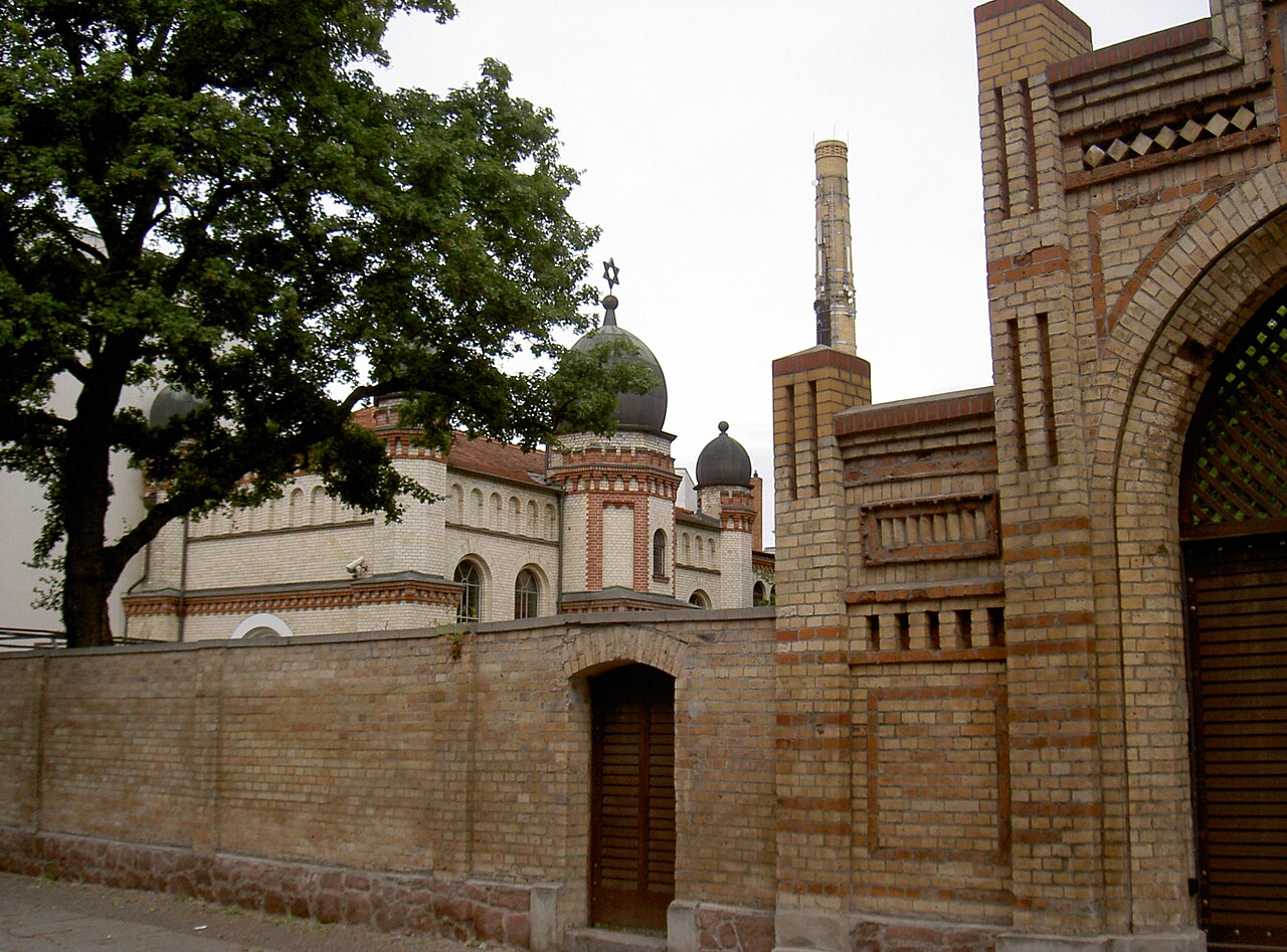 Hauseingang in Straße der Innenstadt