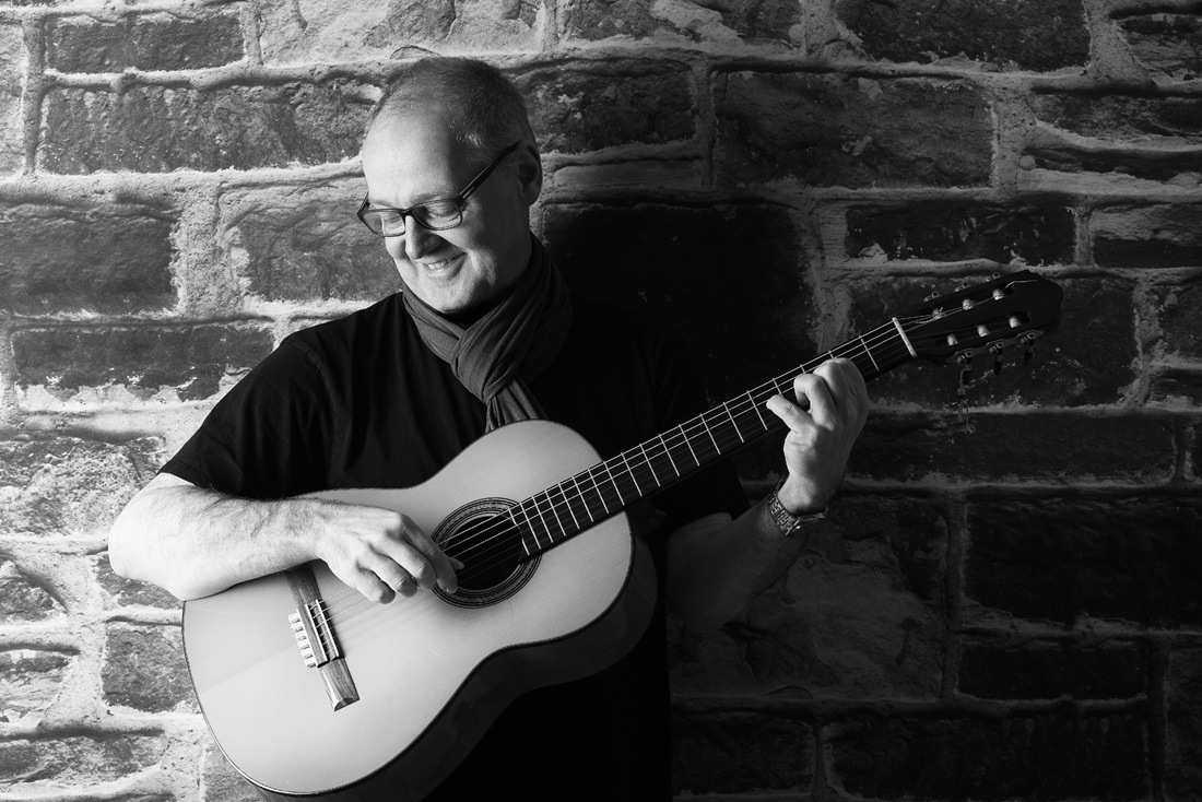 Musiker mit Gitarre